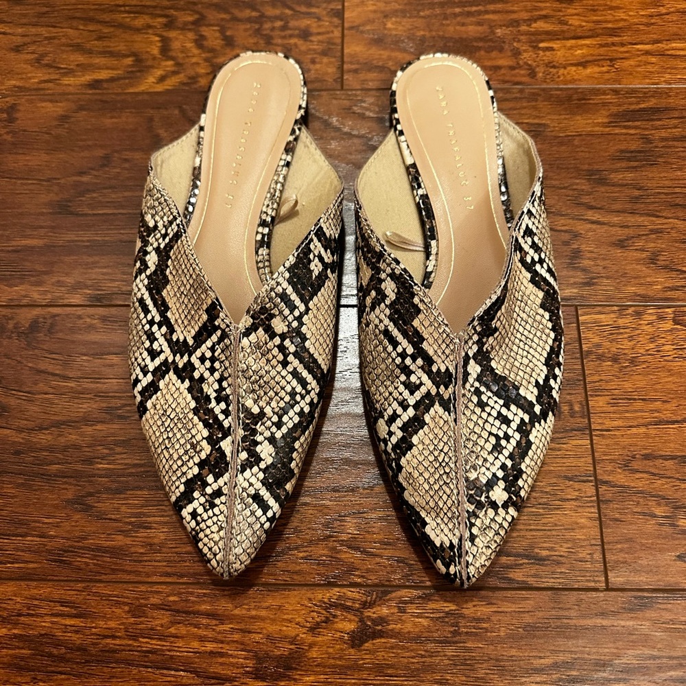 Zara Black and Cream Snakeskin Mules